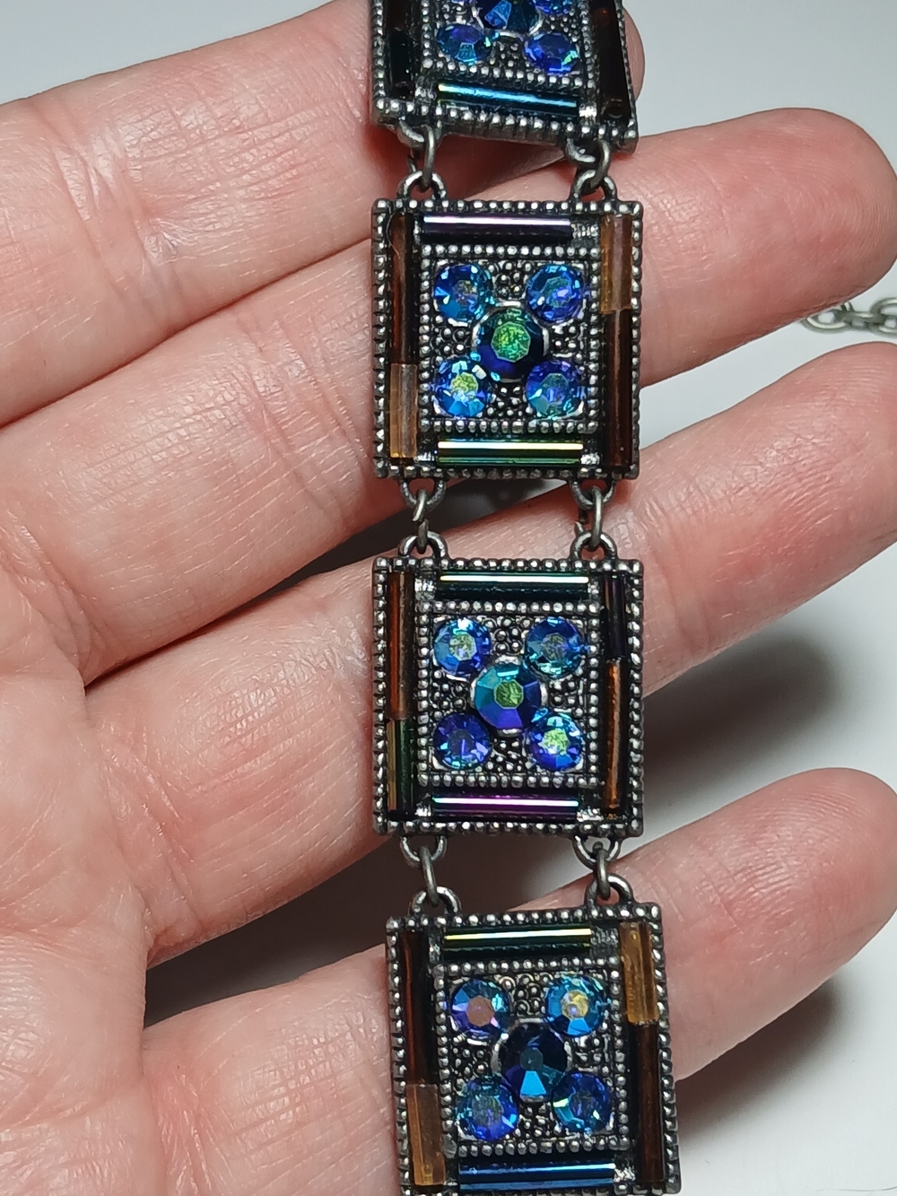 Blue Crystal Square Link Choker - Picture 3 of 4